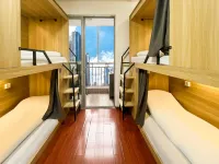 Three Cats Youth Hostel