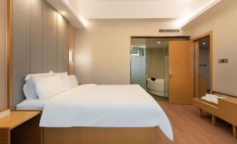 Lavande Hotels (Guangzhou Fangcun Huadiwan)