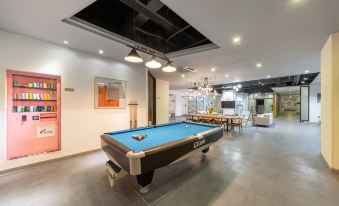 Galaxy Dream Apartment (Guodu Golf Garden Branch)