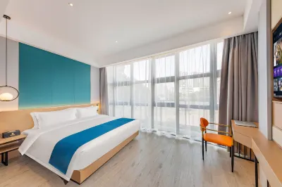 鉑曼酒店（碧海灣地鐵站店） 鄰近西鄉體育中心-游泳俱樂部的酒店