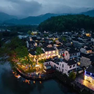 Hongcun Xiyun Yingyue Holiday Select Intelligent High-end Designer Homestay