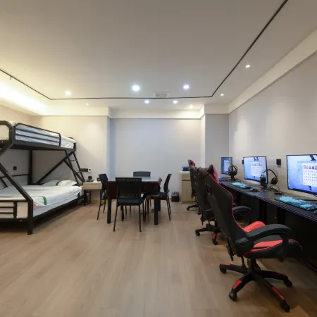 GreenTree Inn (Huaibei Nanli ChengDe Road East BeiJing RoadExpressHotel)