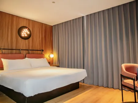 Homeinns YUNIK Hotel (Shanghai Yangpu University City Wudong Road) Отели рядом с достопримечательностью «Fudan University Environmental Science and Engineering Department»