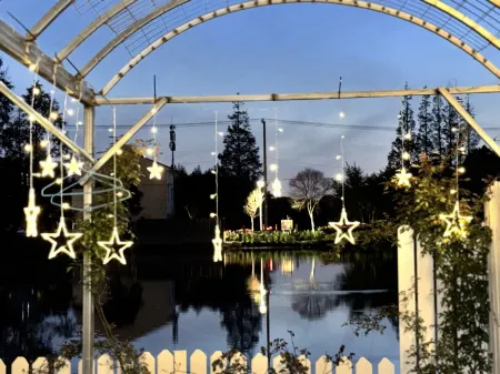 Wheatfield Watch House Отели рядом с достопримечательностью «Shanghai Wild Animal Park»