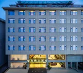 Taxing Hotel (Huangguoshu Waterfall Scenic Area) Hotel di Zhenning