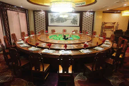 Yuxia International Hotel