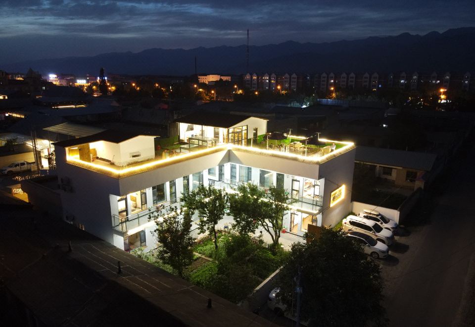 hotel overview picture