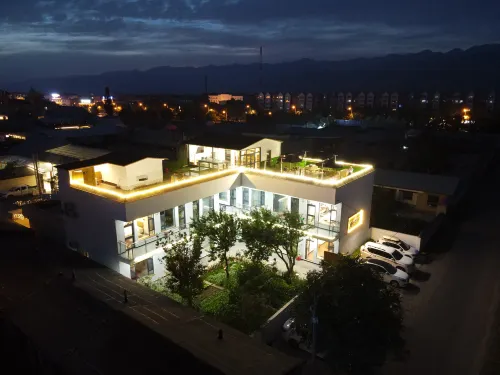 Nalati Qingfeng Xiaozhu Homestay