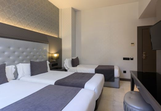 3. 호텔 시우타델라..