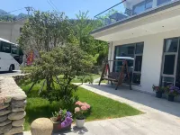 Xintianli Homestay - bar