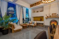 Qinggil Li · Hidden Luxury | Eco Artisan Lodge - breakfast