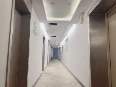 Q Qingzhu Yuexiang Hotel