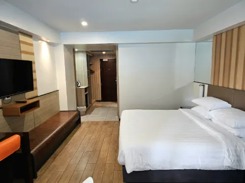 แกรนด์ดีลักซ์ห้องพัก (สูบบุหรี่)