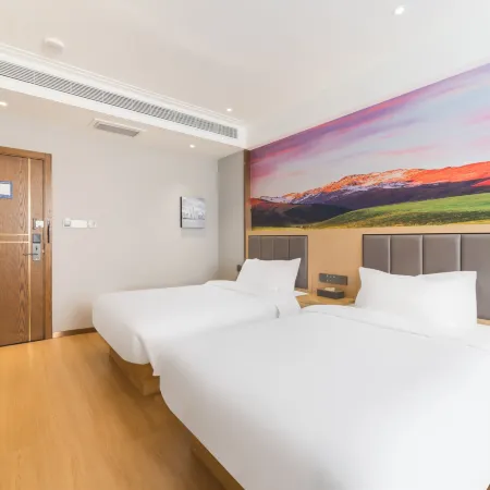 GEM Hotel (Yecheng South Bus Station)