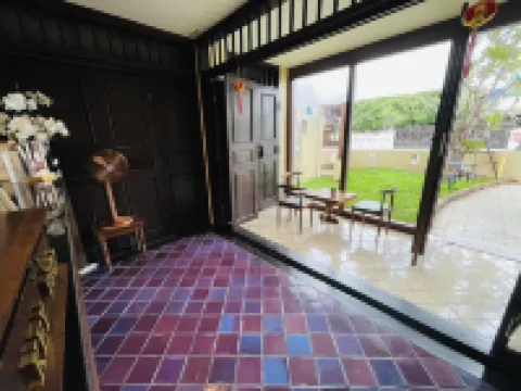 清邁娜塔佩飯店 塔佩門附近的飯店