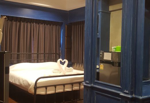 4. 방콕 베드 플레..