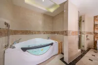 Urba Hotel (Wuzhou Zheng Plaza Store)