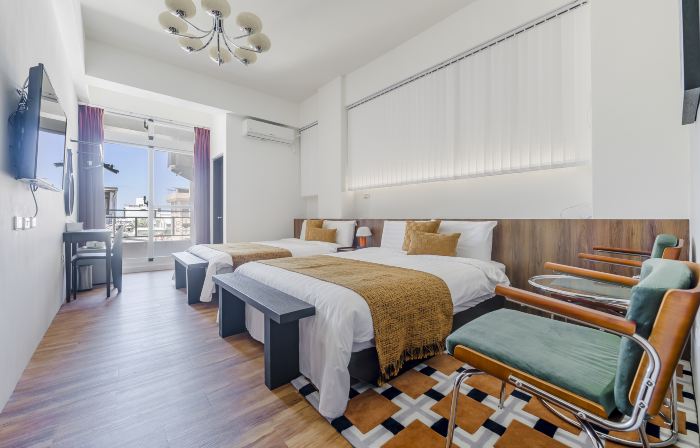 Oriental Blue Smart Stay