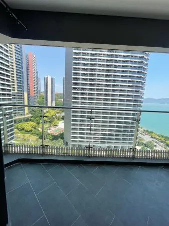 Haitunwan First-line Seaview Hotel Отели рядом с достопримечательностью «Shili Yintan (Shili Silver Beach)»