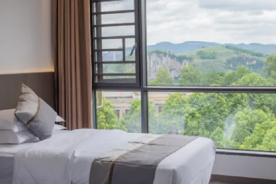 織金金慧鑫酒店 鄰近織金洞國家重點風景名勝區-小天坑的酒店