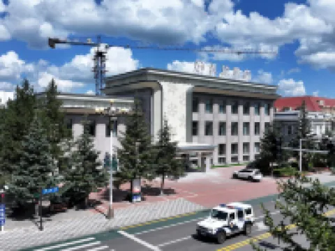 Yinlu Hotel Hotel di Mohe