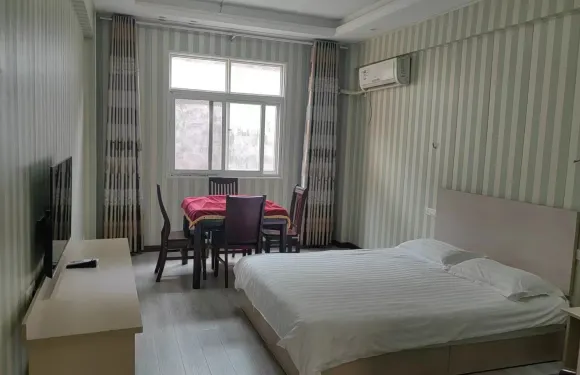 隨縣青悦商務客房