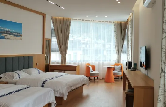 洱源鳳羽墨郷小院