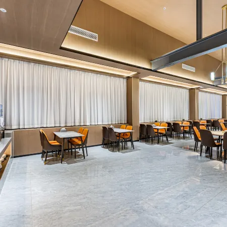 Indigo Wenxue Hotel (Xiqiao Mountain Eternal Love Branch)