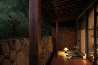 Yuezhi Yunshen Resort Hotel