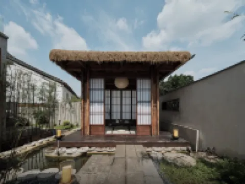 安曉INNXIAO輕奢避世民宿（深圳坪山店）