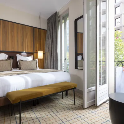 Hôtel Toujours & Spa Các khách sạn gần Nhà thi đấu Stade Pierre de Coubertin