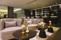 คราวน์ พลาซ่า ยาโลวา บาย IHG - พร้อมอาหารเช้า