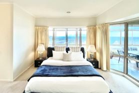 Ocean View Holiday Home Near Beach in Mount Martha