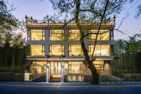 Ningguo Qiyou Xijindu Homestay (Xijin Yedu Gehong Xianju Bamboo Raft Pier) Отели в г. Нингуо