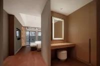 PARK CENTRAL HOTEL