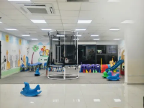 Beautiful District 7 · Matahome Residence in Ho Chi Minh City – Includes Pool and Gym