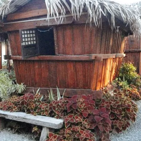 RedDoorz Hostel @ Deomar Hometel & Farm Cafe Vigan Ilocos