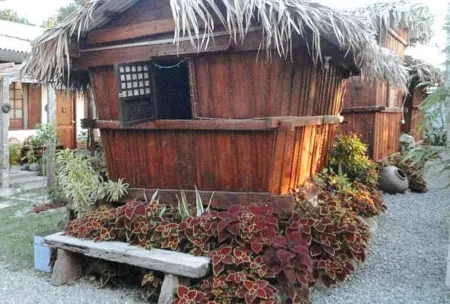 RedDoorz Hostel @ Deomar Hometel & Farm Cafe Vigan Ilocos Отели в г. Сан Хуан