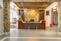 Shiheyuanfang River View Homestay (Fenghuang Tuojiang Yunqiao)