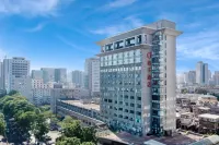 Orange Hotel (Dongguan Municipal Government Guomao Huiyicheng Store) - balcony