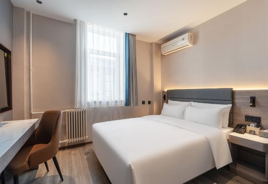 랑리츠 호텔 내부