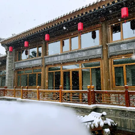 Luming Xuan Siheyuan Homestay (Datong Ancient City Branch)