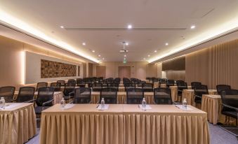 Floral Hotel·Ancient City Mufu Hotel (Lijiang Old Town South Gate Zhongyi Market)