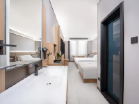 Xian Hotel Hotels in Dongping