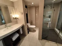 Ramada Plaza by Wyndham Shenyang City Center فنادق في شنيانغ