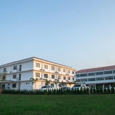 RUBY HOTEL โรงแรมใกล้พิพิธภัณฑ์ผ้าลาว