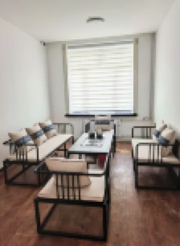 Qiligong Fujian Business Hotel (Qiqihar University Longsha Park)