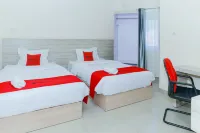 RedDoorz Plus @ GNG Hotel El Tari Airport Kupang Hotels in Oesapa Selatan