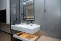 GreenTree Hotel (Xinxiang Huojia County People's Court Store)) Hotels in Huojia