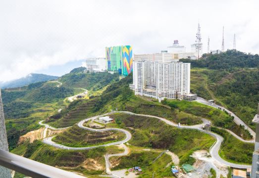 호라이즌 홈즈 거실